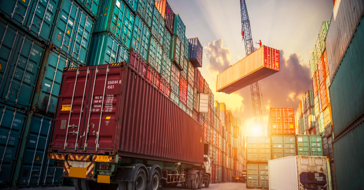 Logística: ¿cómo conseguir ahorrar costos en la transportación terrestre?